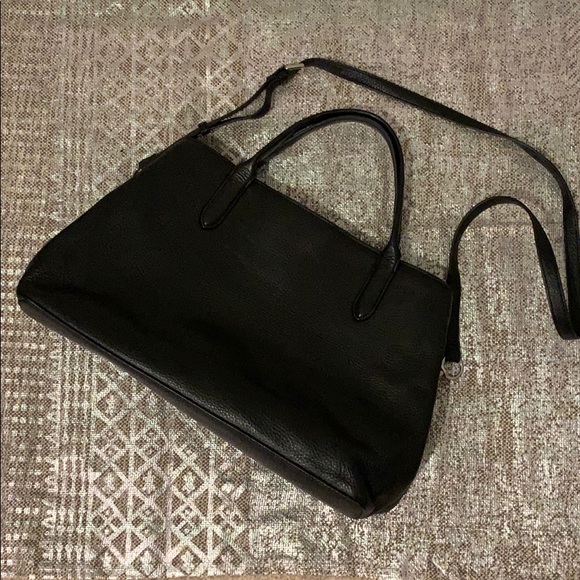 Margot Leather large crossbody bag - Picture 1 of 3